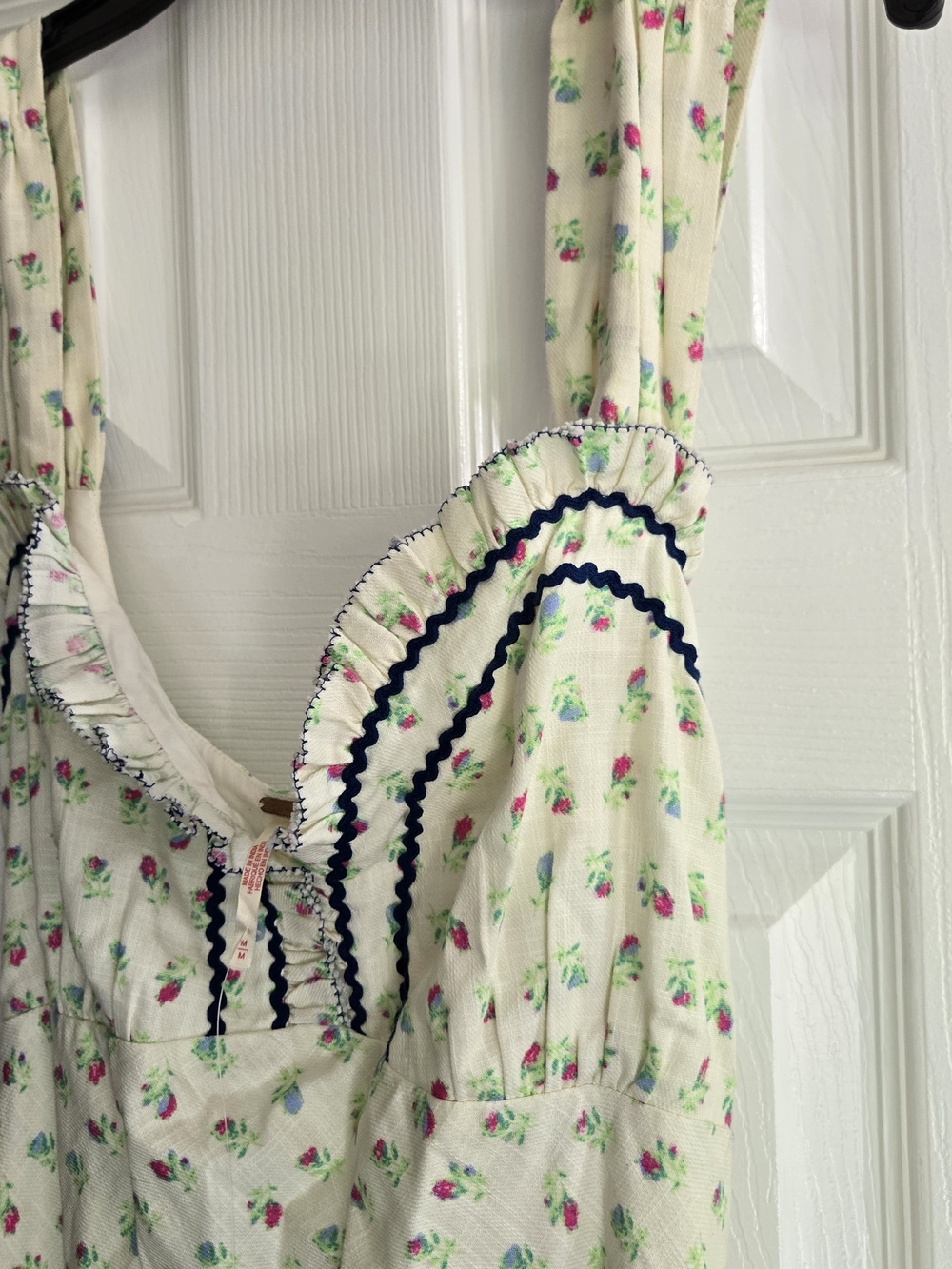Cream Floral Maxi Dress with Navy Trim - Picture 3 of 7